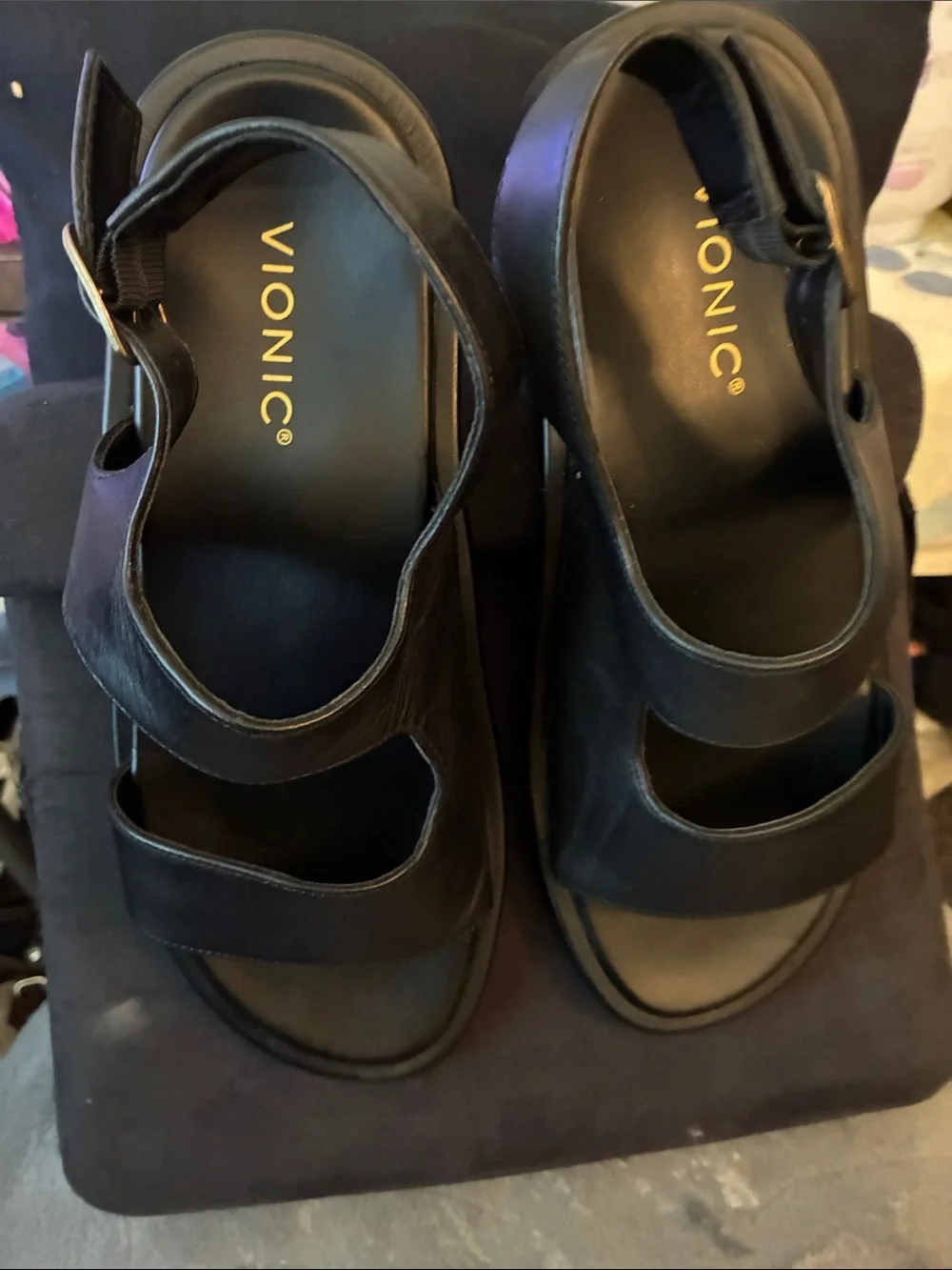 NWOT Vionic Madera Women’s Slingback Black Leather 2Strap orthotic Sandals